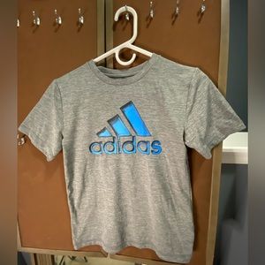 Adidas T-Shirt